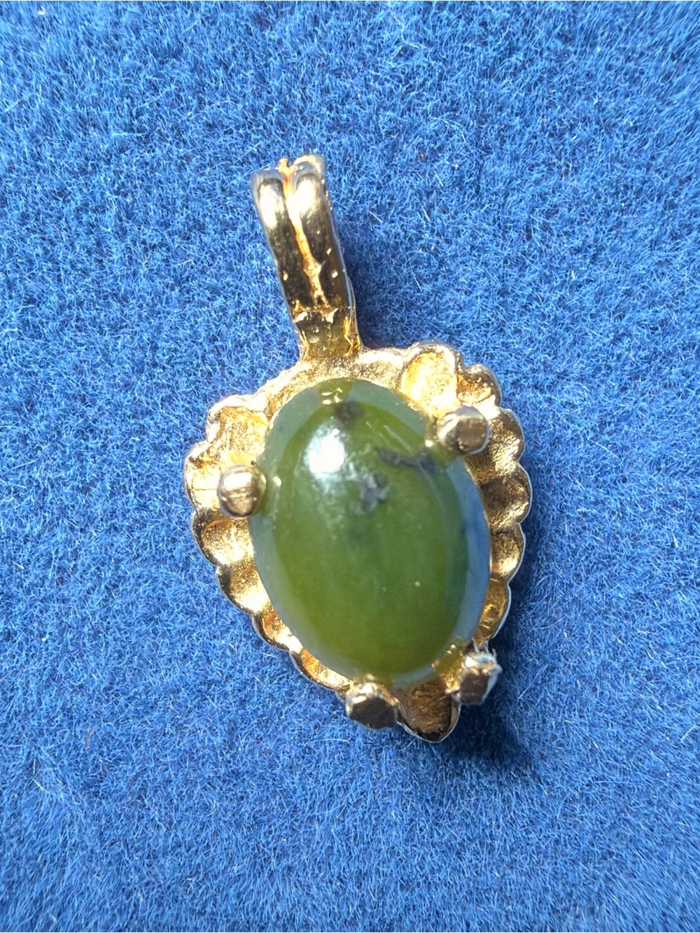 vtg 14k Gold Jade Pendant
